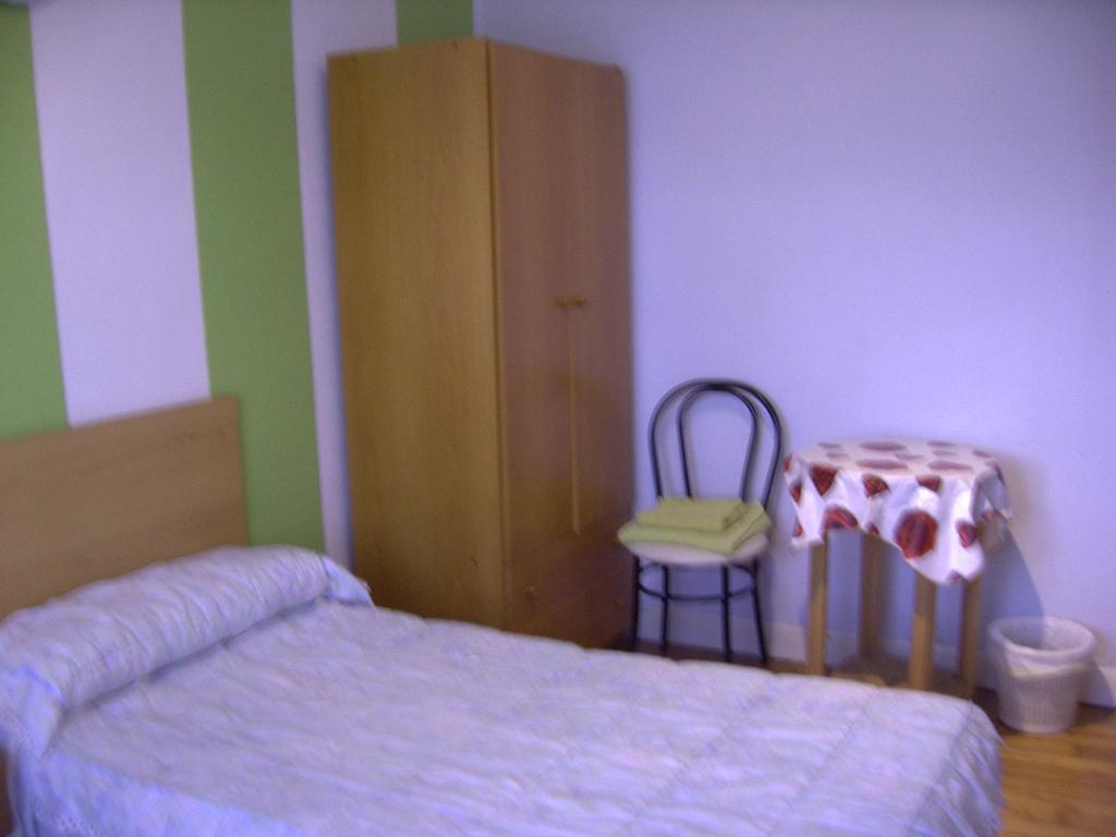 Pension Gema Irun Cameră foto